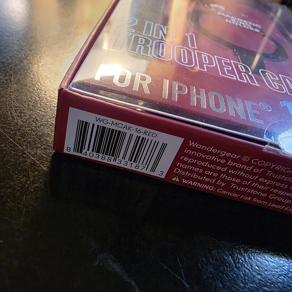 Wandergear 2 In1 TROOPER CASE Iphone 16 New Open Box RED